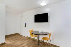 Motel 6-Jacksonville, FL - South - Room