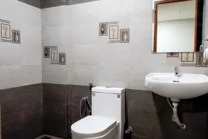 The Reach Hotel - Bathroom