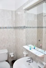 Jabal Akhdhar Hotel - Bathroom