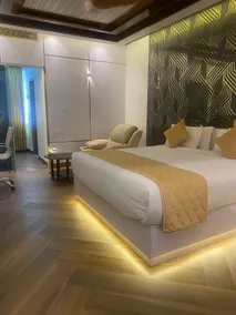 Hotel Royal Stay - Abraham Pandither Road - Rum