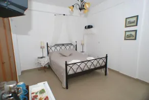 Pension Moschoula - Room