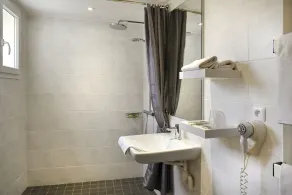 Logis Hotel Spa Restaurant Au Site Normand - Badeværelse