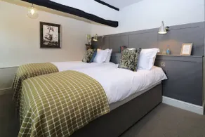 The Bull Hotel - Room