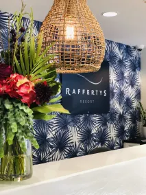 Stay At Raffertys Resort - Reception
