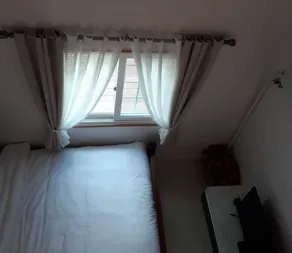 Ravine House - Camera