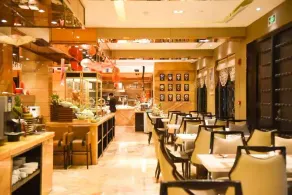 Royal Garden Hotel Shanghai - Restaurant