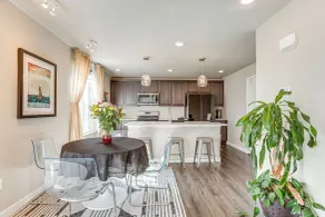 Beautiful Home w/ Bonus Room & Prime Location! - Interiør