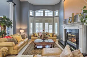 Spacious + Elegant Lone Tree Home Rental w/ Deck! - Interiör