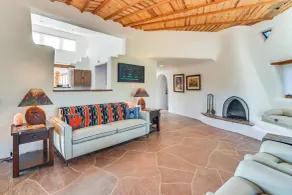 Panoramic Vistas: Glorieta Adobe Near Pecos River - Innenbereich