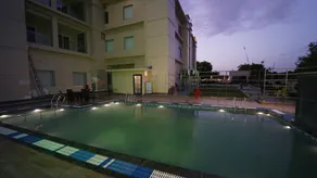 Solitaire Resort - Pool