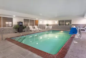 MainStay Suites Lebanon - Nashville Area - Pool