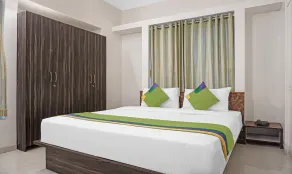 Treebo Diamond Residency - DDPK Inn - Room