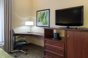 Quality Inn Harrisonburg I-81 - Room