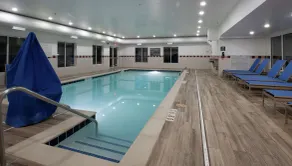 Hampton Inn & Suites Williamsburg-Richmond Rd. - Pool