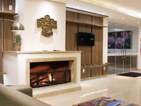 Sky Premium Hotel Gramado - Ótima Localização - Recepción