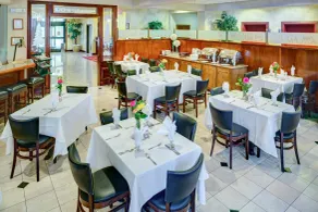 Lake Natoma Inn - Restaurant