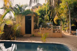Beachfrontguesthouse - Piscina