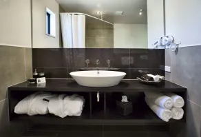 The St James Premium Accommodation - Chambre