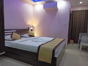 Hotel Dayal International - Room