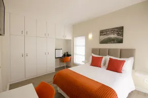 Small Bay Guest House - Room