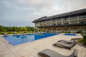 Soaltee Westend Resort Chitwan - Pool