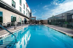 Home2 Suites by Hilton Riverside March Air Force Base - Piscine