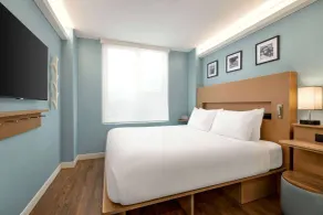 Wingate by Wyndham Bronx Haven Park - Room