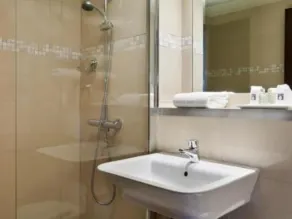 Enzo Hotel Brétigny - Badeværelse