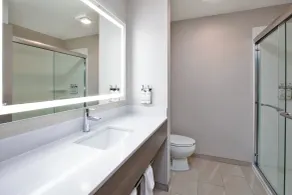 Holiday Inn Express Fremont by IHG - Værelse
