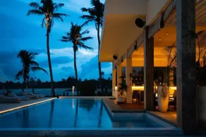 Chalets Midigama - Pool