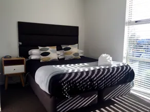 Merivale Apartments - Room