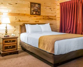 Cabins of Mackinac & Lodge - Chambre