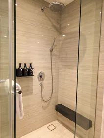 The Grand Platinum Jakarta - Bathroom
