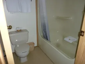 The Ranchland Inn Kamloops - Salle de bain