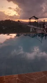 390 Villa Vista  - Piscina