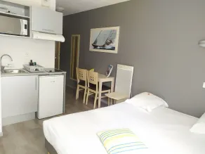 Lagrange Apart'Hotel l’Escale Marine - Room