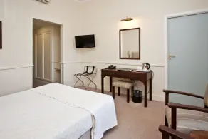 Queen's Hotel by BON Hotels - Room