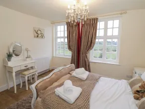 Riverside Manor - Room