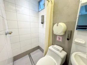 GH Alexander Hotel - Bathroom