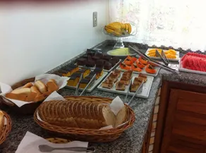 Pousada Talismã - Frühstücksbereich