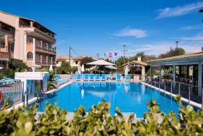 Kavos Plaza Hotel - Pool