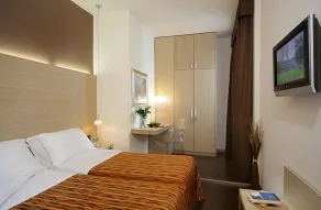 Hotel Paris - Room