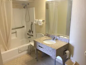 Quality Inn Thomson - Badezimmer