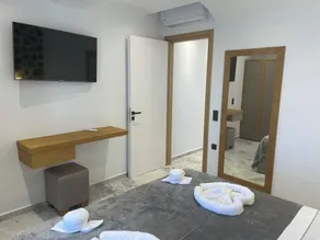 Latramys Suites - Room