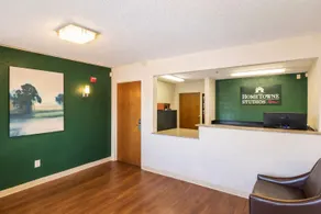 HomeTowne Studios by Red Roof Houston - West Oaks - Energy Corridor - Reception