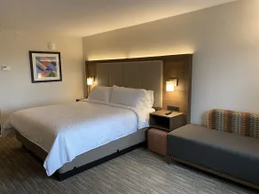 Holiday Inn Express & Suites Chatsworth by IHG - Room
