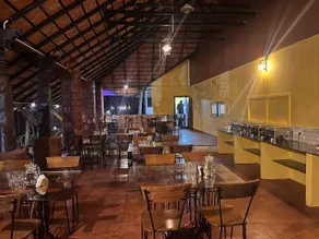 Aavarana Resort - Restaurang