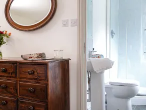 Thorney How - Baño