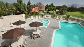 Kellogg West Conference Center and Hotel - Piscine