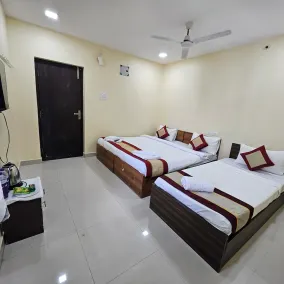 GT Empire Hotel Near Chennai Trade Centre - Chambre